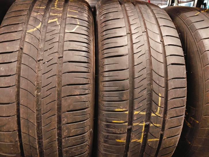 205/55r16 91v Michelin 35€ per stuk met plaatsen, Autos : Divers, Pièces de sport automobile, Enlèvement ou Envoi