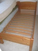 2 bedden voor 100 € samen ,  lattenbodem en eventueel matras, Ophalen, Gebruikt, Hout