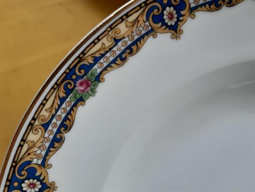 prachtige borden uit een servies in porselein van Limoges, Maison & Meubles, Cuisine | Vaisselle, Comme neuf, Assiettes(s), Autres styles