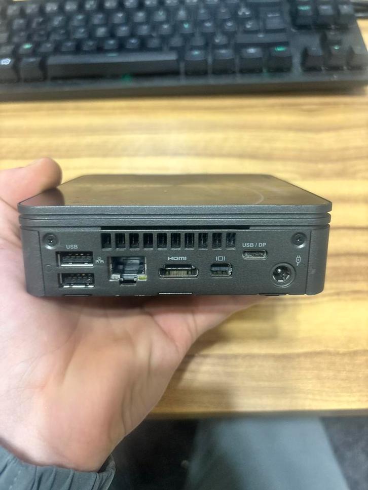Mini PC GIGABYTE BRIX – Compact et performant, Informatique & Logiciels, Commutateurs réseau, Comme neuf, Enlèvement ou Envoi