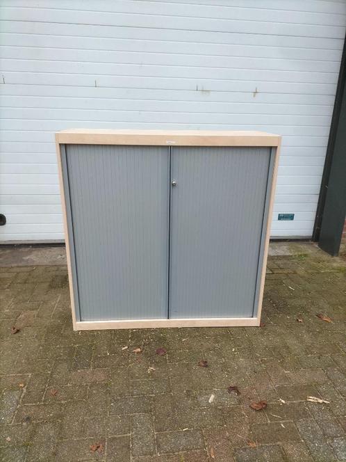 Roldeurkast, hoog 125 cm, breed 125 cm. Ahorn-aluminium, Huis en Inrichting, Kasten | Roldeurkasten en Archiefkasten, Gebruikt
