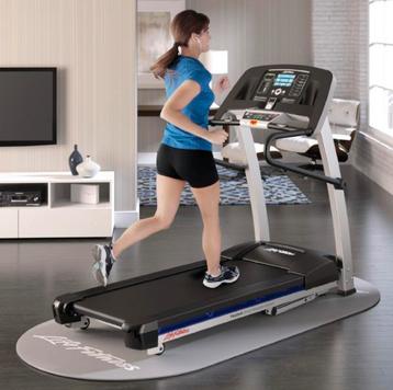 LIFE FITNESS F1 SMART LOOPBAND OPKLAPBAAR beschikbaar voor biedingen