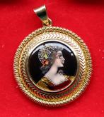 Magnifique pendentif en or 18 carats avec émail pour femme, Or, Utilisé, Enlèvement ou Envoi