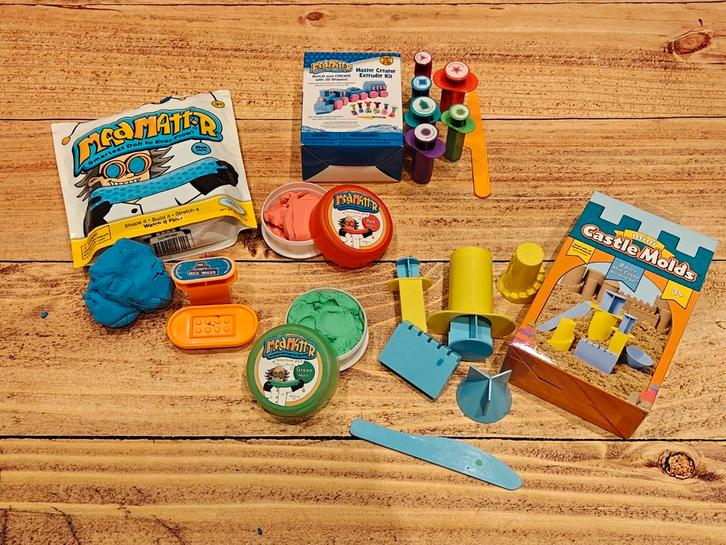 Sable de jeu Mad Matter, Enfants & Bébés, Jouets | Éducatifs & Créatifs, Comme neuf, Bricolage, Enlèvement ou Envoi