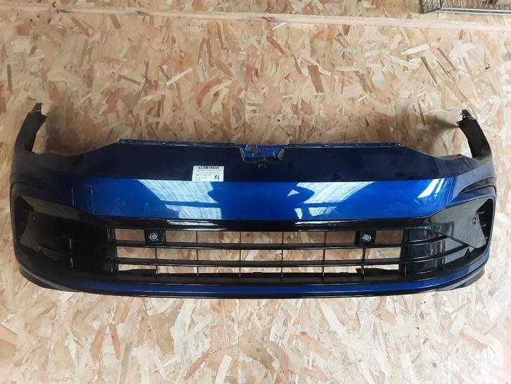 BUMPER VOOR Volkswagen Golf VIII (CD1) (5H0807221E), Auto-onderdelen, Carrosserie, Bumper, Volkswagen, Voor, Gebruikt