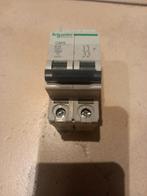 Schneider Electric, Ophalen, Zo goed als nieuw