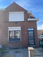 Instapklare halfopen bebouwing te koop, Immo, Huizen en Appartementen te koop, Stabroek, 3 kamers, Provincie Antwerpen, 200 tot 500 m²