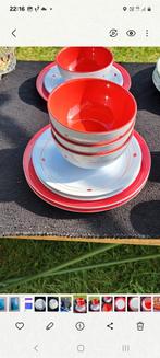 Servies in melamine van Brunner, Caravans en Kamperen