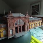 Mooi groot station in nieuwstaat,koopje, Ophalen, Zo goed als nieuw, Gelijkstroom of Wisselstroom, Brug, Tunnel of Gebouw