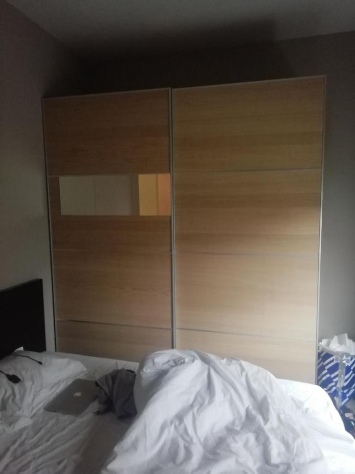 Gratis: Kleerkast schuifdeuren combinatie, Huis en Inrichting, Kasten | Kleerkasten, Gebruikt, 200 cm of meer, 200 cm of meer