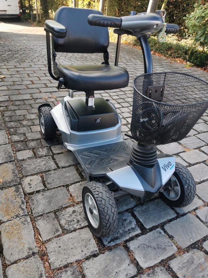Scootmobiel opvouwbare vivo nieuw accu's invalide 0488826971, Diversen, Rolstoelen, Zo goed als nieuw, Elektrische rolstoel, Inklapbaar