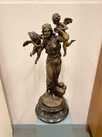 Vrouw met engeltjes - brons - +/- 60 cm, Antiek en Kunst, Ophalen of Verzenden