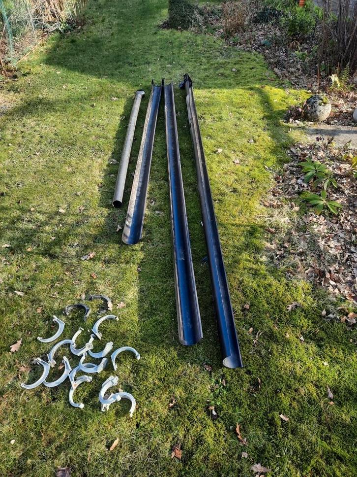 PVC dakgoten G125 + toebehoren, Doe-het-zelf en Bouw, Buizen en Afvoer, Gebruikt, Dakgoot, PVC, 2 tot 4 meter, Ophalen