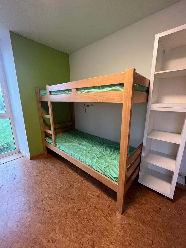 Lit superposé complet avec ses matelas étanches, Enfants & Bébés, Chambre d'enfant | Lits superposés & Lits mezzanines, Utilisé