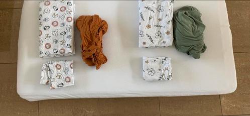 2x dekbedovertrek voor babybed (100 x 140cm), Enfants & Bébés, Chambre d'enfant | Linge de lit, Comme neuf, Housse de couette