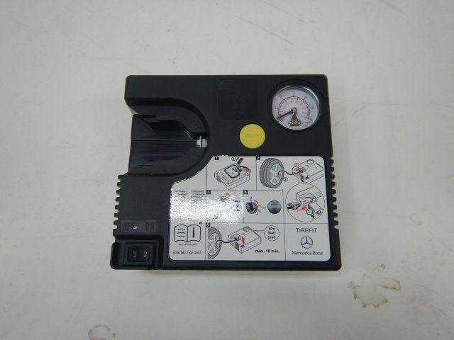 Mercedes-Benz C-Klasse W205 Compressor A0005832102, Auto diversen, Autogereedschap, Gebruikt, Ophalen of Verzenden