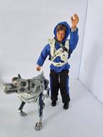 Hasbro robothond + Action figure., Kinderen en Baby's, Speelgoed | Actiefiguren, Ophalen of Verzenden, Gebruikt