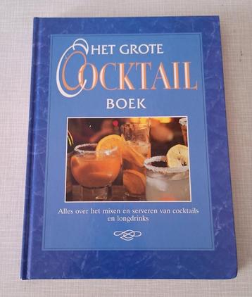 het grote cocktailboek beschikbaar voor biedingen