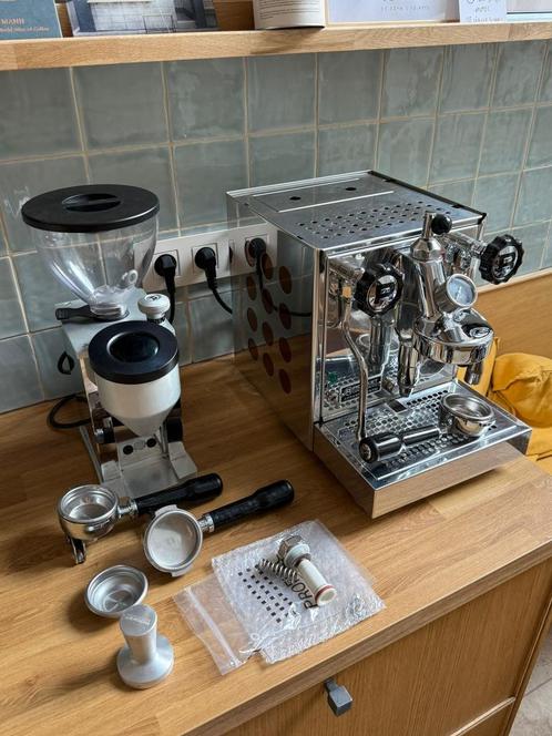 Machine à café professionnelle Rocket et moulin à café, Elektronische apparatuur, Koffiezetapparaten, Zo goed als nieuw, Espresso apparaat