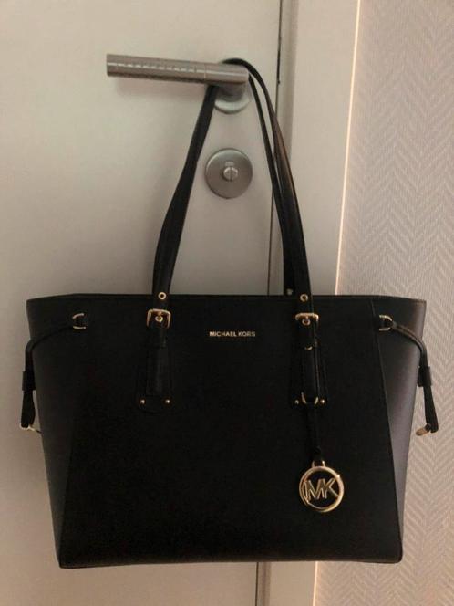 Zwarte voyager Michael Kors, Handtassen en Accessoires, Tassen | Damestassen, Ophalen of Verzenden