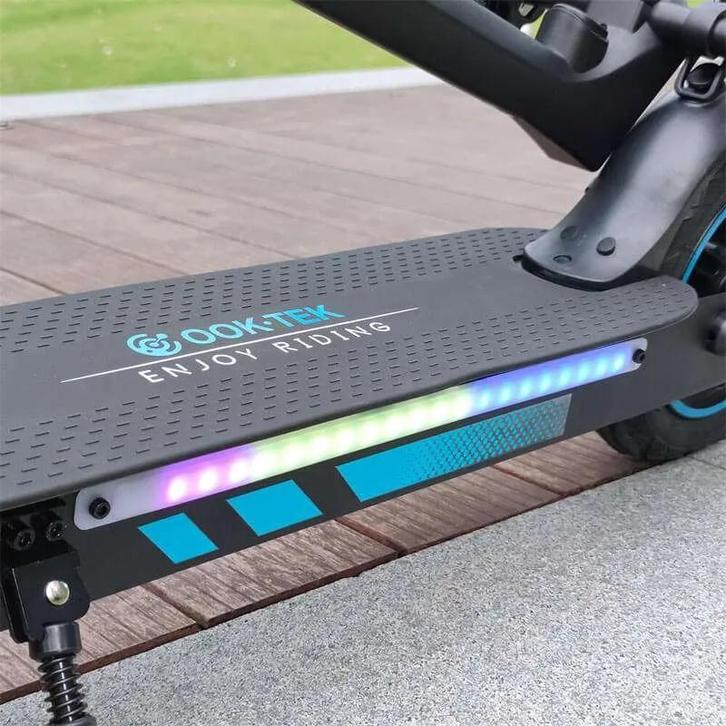 OOK-TEK V10 Pro - Elektrische Step, Fietsen en Brommers, Steps, Zo goed als nieuw, Elektrische step (E-scooter), Ophalen of Verzenden