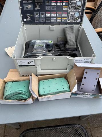 Festool schuurmachine met schuurpapier beschikbaar voor biedingen