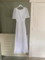 Robe de mariée blanche portée une fois, Vêtements | Femmes, Vêtements de mariage & Accessoires de mariage, Enlèvement, Porté, Blanc