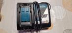 makita oplader 18v  makita acculader 18v, Doe-het-zelf en Bouw, Ophalen of Verzenden, Zo goed als nieuw