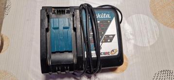 makita oplader 18v  makita acculader 18v   beschikbaar voor biedingen