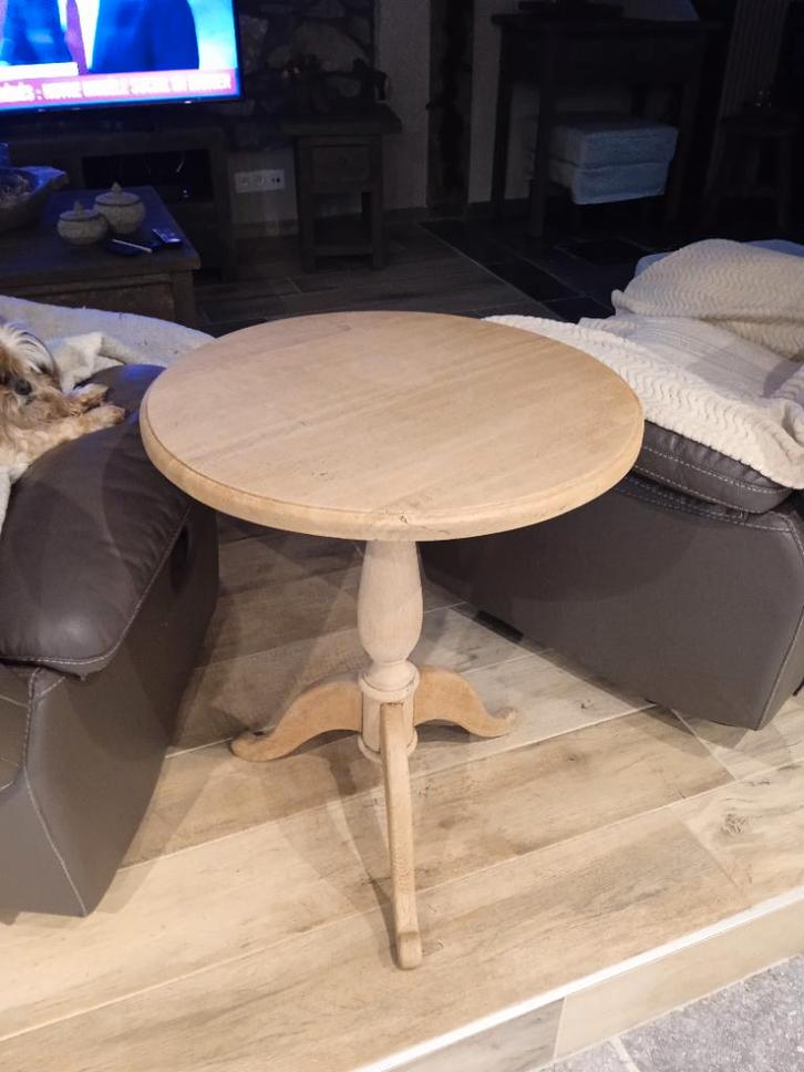 Divers articles déco petit prix ou petites tables d'appoint, Maison & Meubles, Tables | Tables de salon, Rond, Chêne, Enlèvement