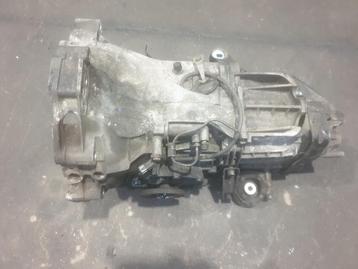 VERSNELLINGSBAK Audi 80 (B4) (01-1991/12-1995) (cdy) beschikbaar voor biedingen
