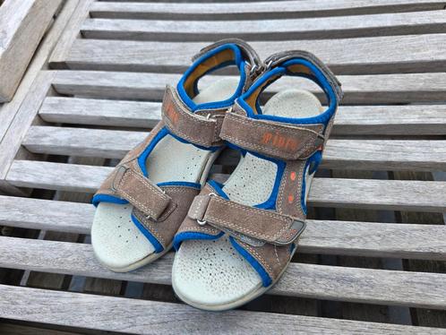 Lederen sandalen op drie plaatsen verstelbaar in maat 38, Kinderen en Baby's, Kinderkleding | Schoenen en Sokken, Zo goed als nieuw