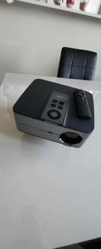 3000 lumen 130watt beamer met montage beugel, Ophalen, Zo goed als nieuw