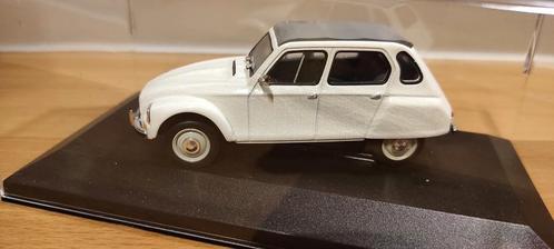 Citroën Dyane beige 1970 1:43 in vitrinedoosje, Hobby en Vrije tijd, Modelauto's | 1:43, Zo goed als nieuw, Ophalen of Verzenden