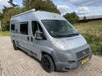 Lit fixe Pössl 2Win, climatisation, AUTOMATIQUE, 3,0 L Turbo, Caravanes & Camping, Location