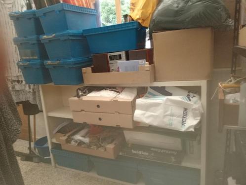 Aandelen te koop op rommelmarkten, Diversen, Overige Diversen, Zo goed als nieuw, Ophalen
