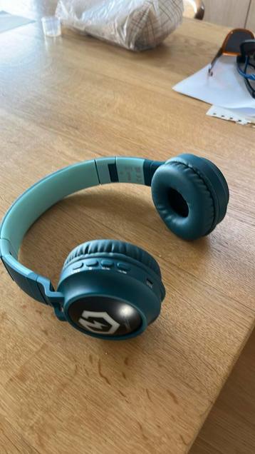 Kinder koptelefoon bluetooth beschikbaar voor biedingen
