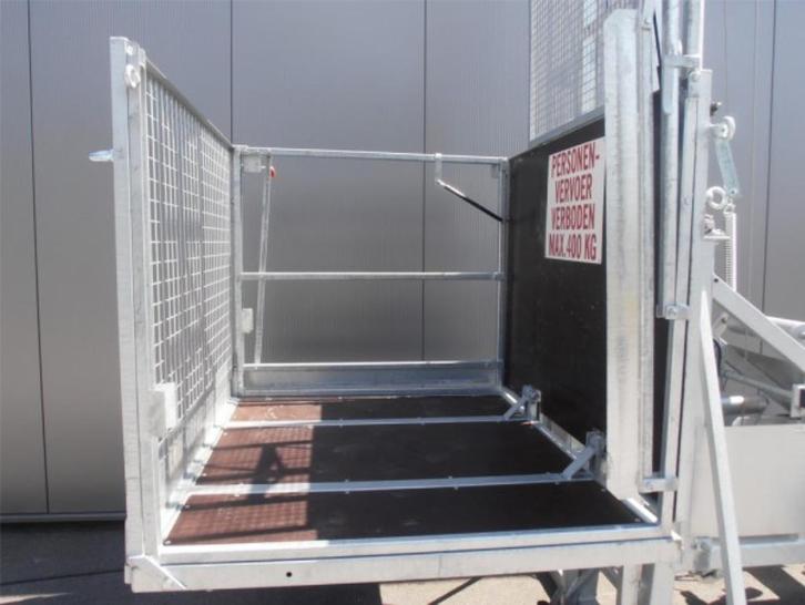 Bouwlift BL 400 ECE, Zakelijke goederen, Machines en Bouw | Liften, Steigers en Ladders, Ophalen