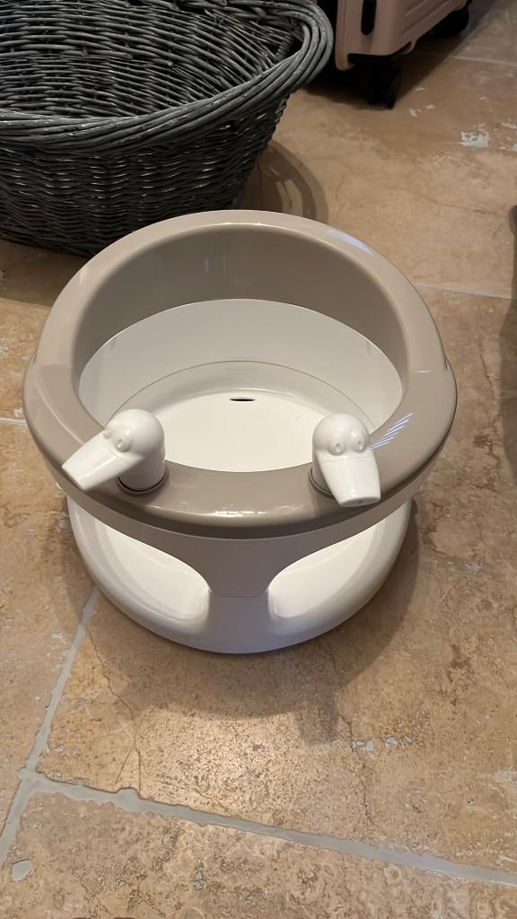 Badring Bebe-jou uni taupe/wit, Kinderen en Baby's, Badjes en Verzorging, Gebruikt, Badzitje of Badring, Bébé-jou, Standaard, Ophalen