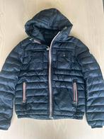 Veste Moncler bleu foncé taille 2 (pas d'origine), Vêtements | Hommes, Bleu, Porté, Enlèvement ou Envoi