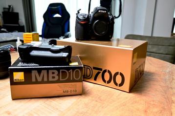 Nikon D700 + MB-D10 grip + 50mm 1.8D (16772 clicks) beschikbaar voor biedingen