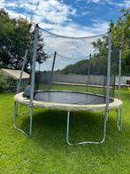 Trampoline, Comme neuf