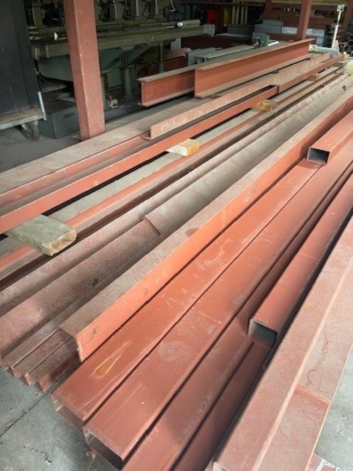 DIVERS NIEUWE BEHANDELDE IJZER POUTRELLEN + RONDE BUIZEN, Doe-het-zelf en Bouw, Metalen, Nieuw, IJzer, Ophalen