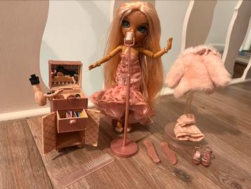 Rainbow High Vision Pop - Sabrina St. Cloud beschikbaar voor biedingen