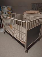 Vintage babybedje 140x70, Kinderen en Baby's, Babywiegjes en Ledikanten, Ophalen, Gebruikt