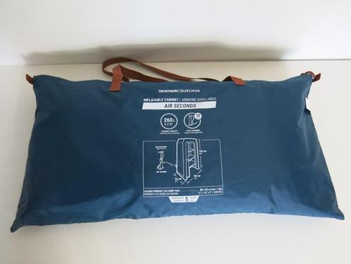 Opblaasbare Decathlon kampeer kast, Caravans en Kamperen, Kampeermeubelen, Zo goed als nieuw, Ophalen of Verzenden