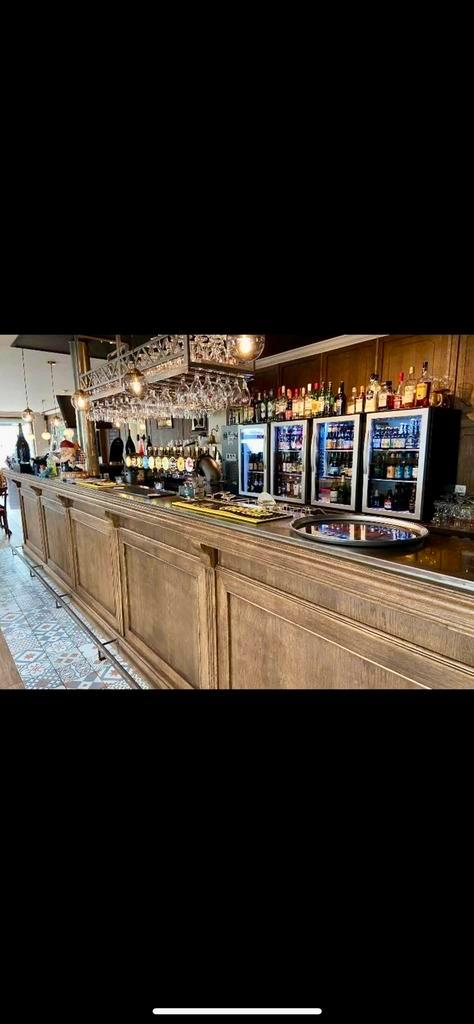 Op zoek naar serveerster, Vacatures, Vacatures | Horeca en Traiteur, Vanaf 1 jaar, Overige vormen, Geschikt als bijbaan, Variabele uren