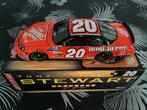 NASCAR 1/24 Chevrolet Tony Stewart 2006 The Home Depot, Ophalen of Verzenden, Zo goed als nieuw, Auto, Overige merken