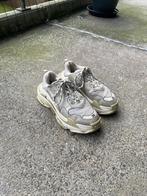 Balenciaga triple s sneakers, Sneakers, Balenciaga, Gedragen, Wit