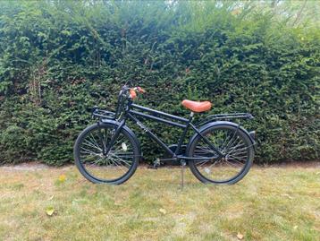 Fiets voor jongens beschikbaar voor biedingen